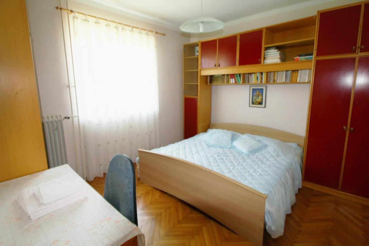 Apartments With A Parking Space Umag - 7666 Exterior photo